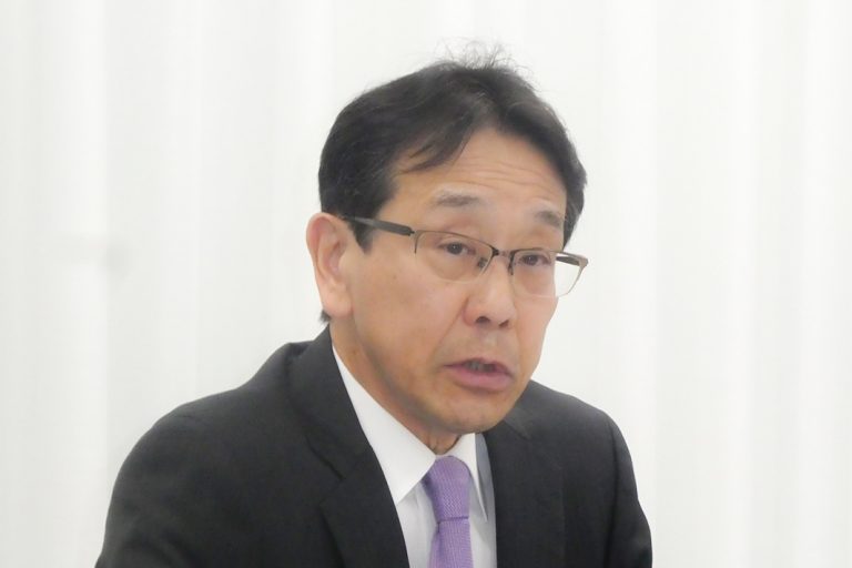 需要家トップに聞く／コマツ　小川啓之社長／建機市場　下期回復を期待／遠隔操作・電動化で付加価値高める